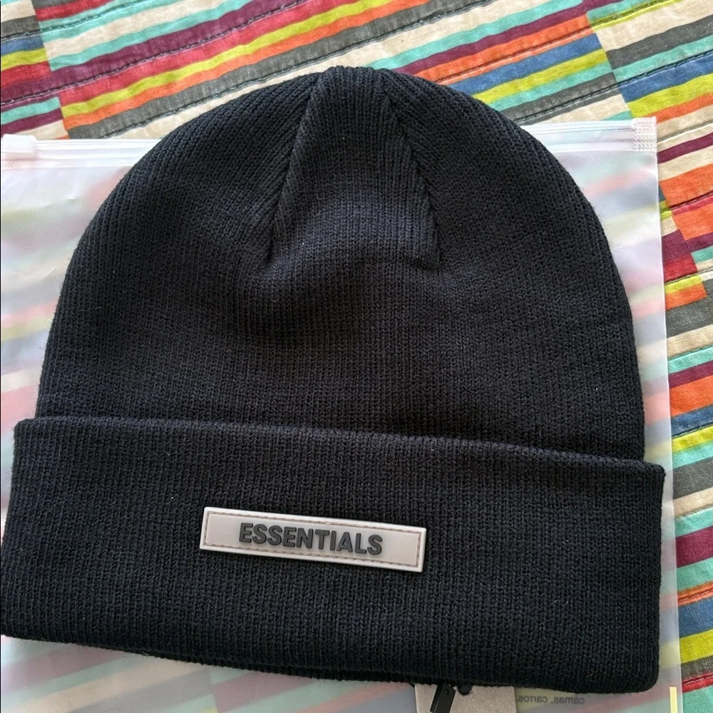 Essentials Black Rib Knit Beanie with Logo Patch new tags - Picture 4 of 11